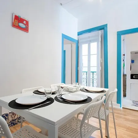 Apartament Very Typical House *